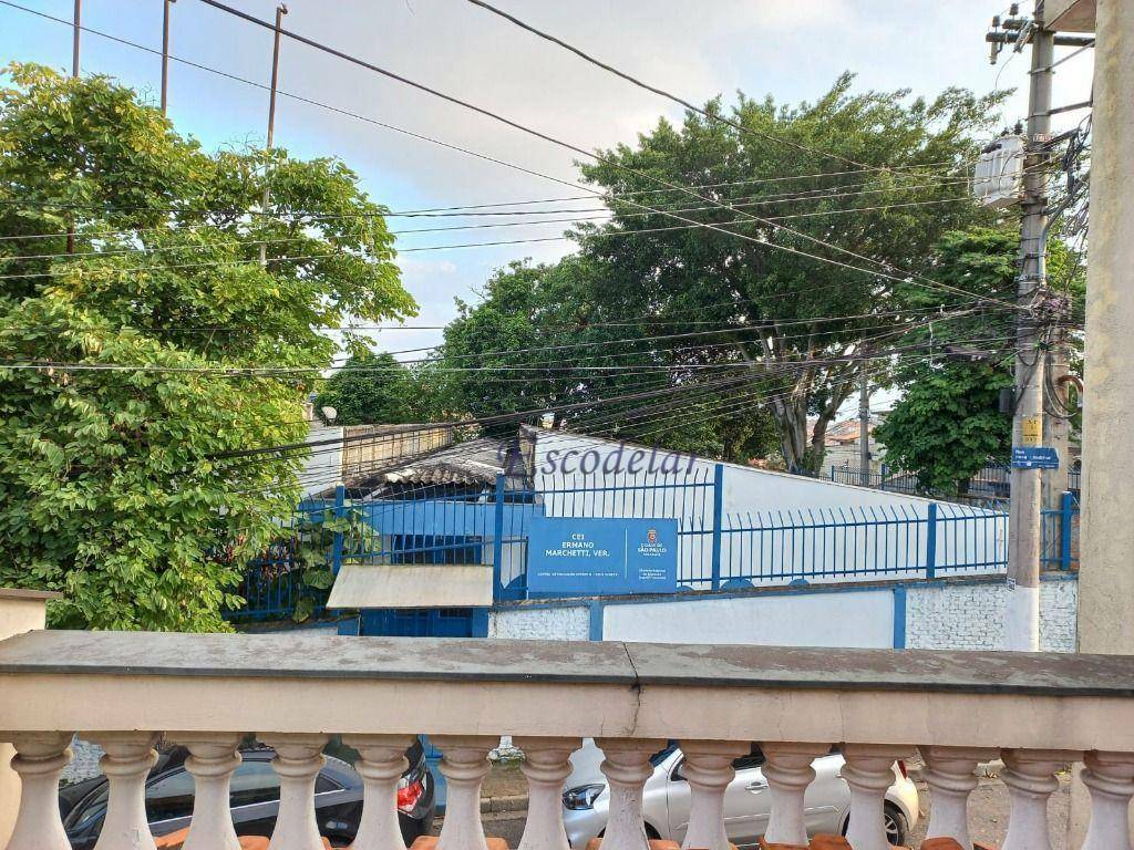 Sobrado à venda com 3 quartos, 120m² - Foto 1