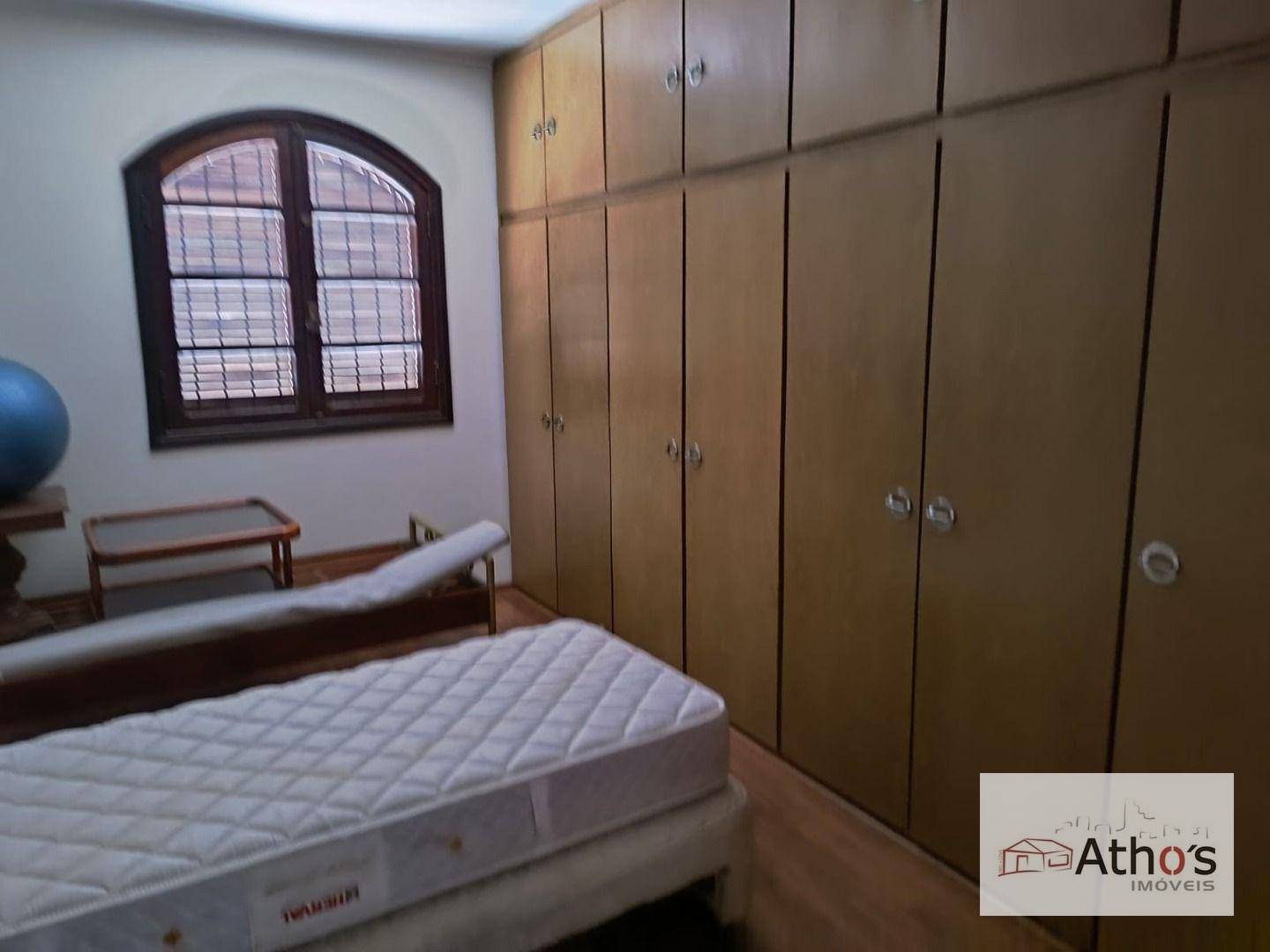 Casa à venda e aluguel com 4 quartos, 340m² - Foto 17