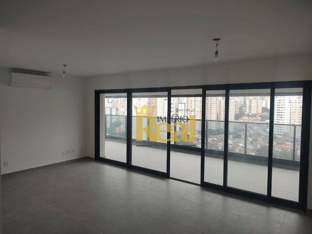 Apartamento à venda com 3 quartos, 151m² - Foto 1