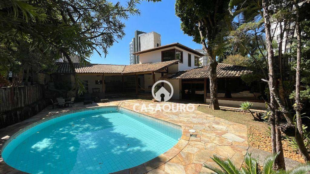 Casa à venda com 5 quartos, 750m² - Foto 3