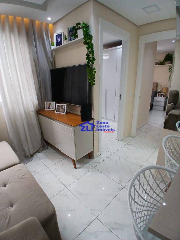 Apartamento à venda com 2 quartos, 42m² - Foto 4