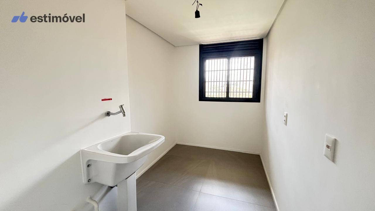 Apartamento à venda com 3 quartos, 205m² - Foto 9