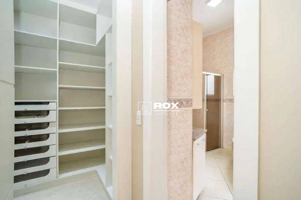 Casa para alugar com 4 quartos, 392m² - Foto 25