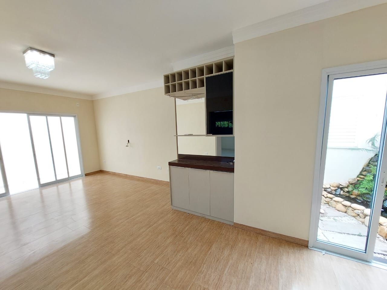 Casa para alugar com 3 quartos, 190m² - Foto 11