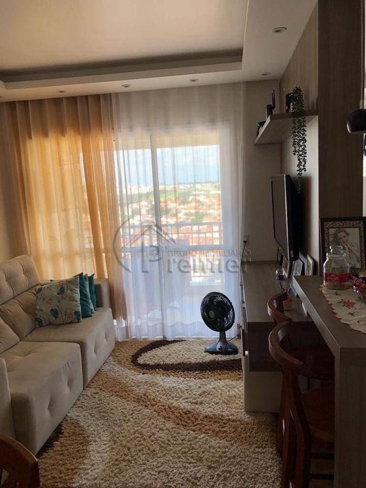 Apartamento à venda com 2 quartos, 68m² - Foto 1