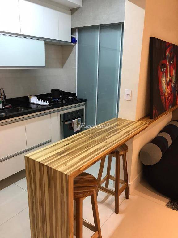 Apartamento à venda com 2 quartos, 68m² - Foto 30