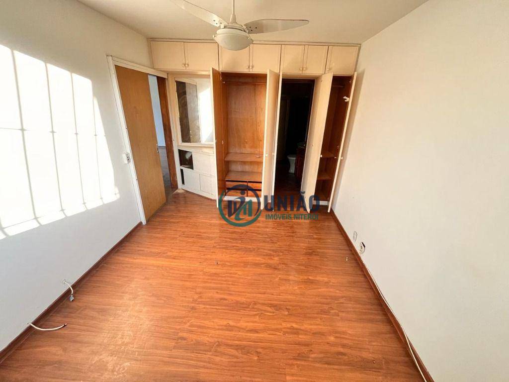 Apartamento à venda com 2 quartos, 80m² - Foto 18