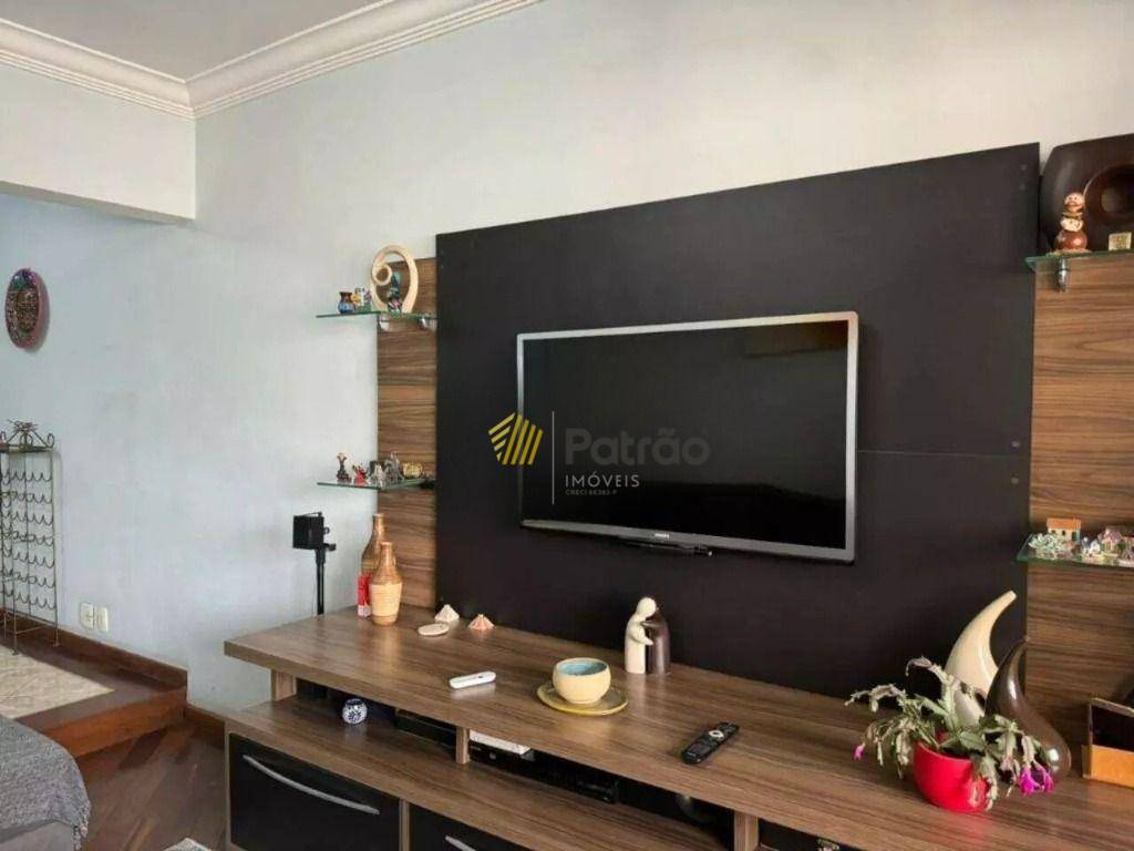 Apartamento à venda com 3 quartos, 110m² - Foto 8