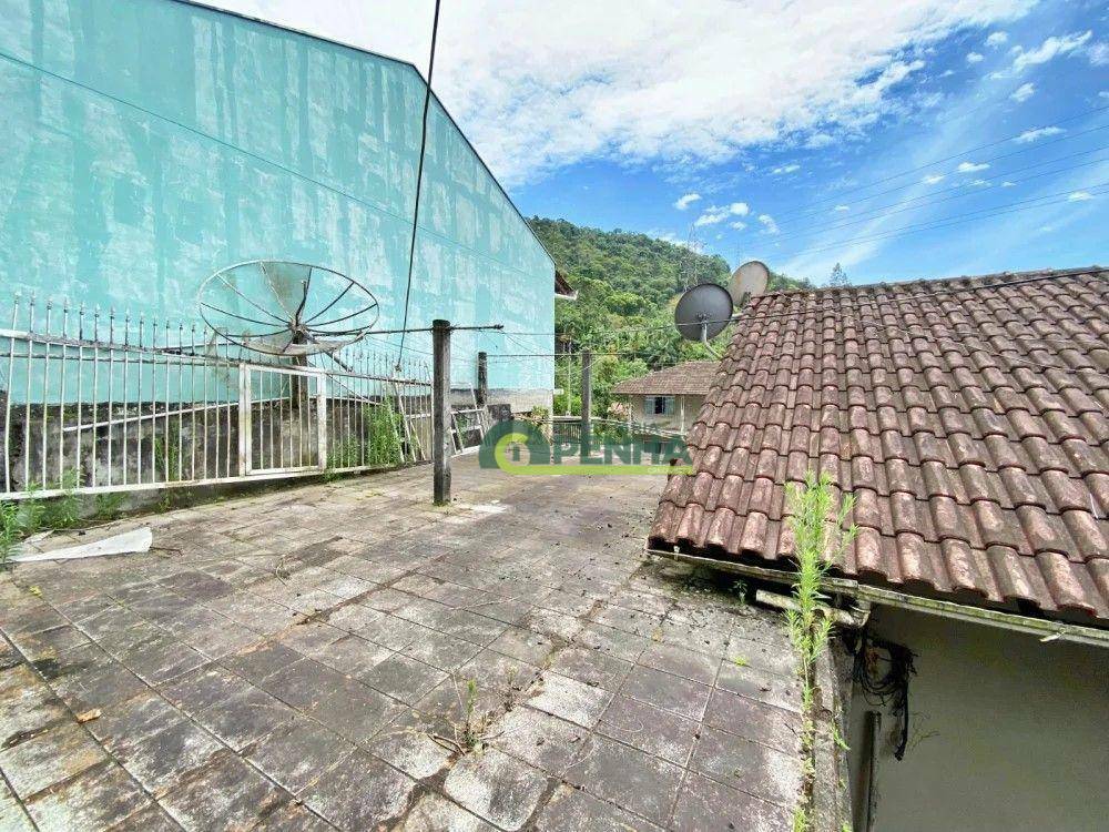 Casa à venda com 5 quartos, 150m² - Foto 8