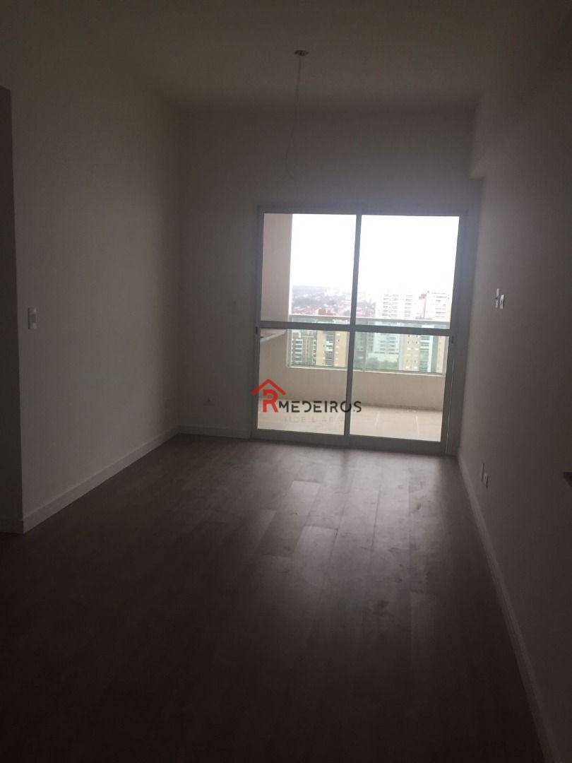 Apartamento à venda com 2 quartos, 78m² - Foto 2