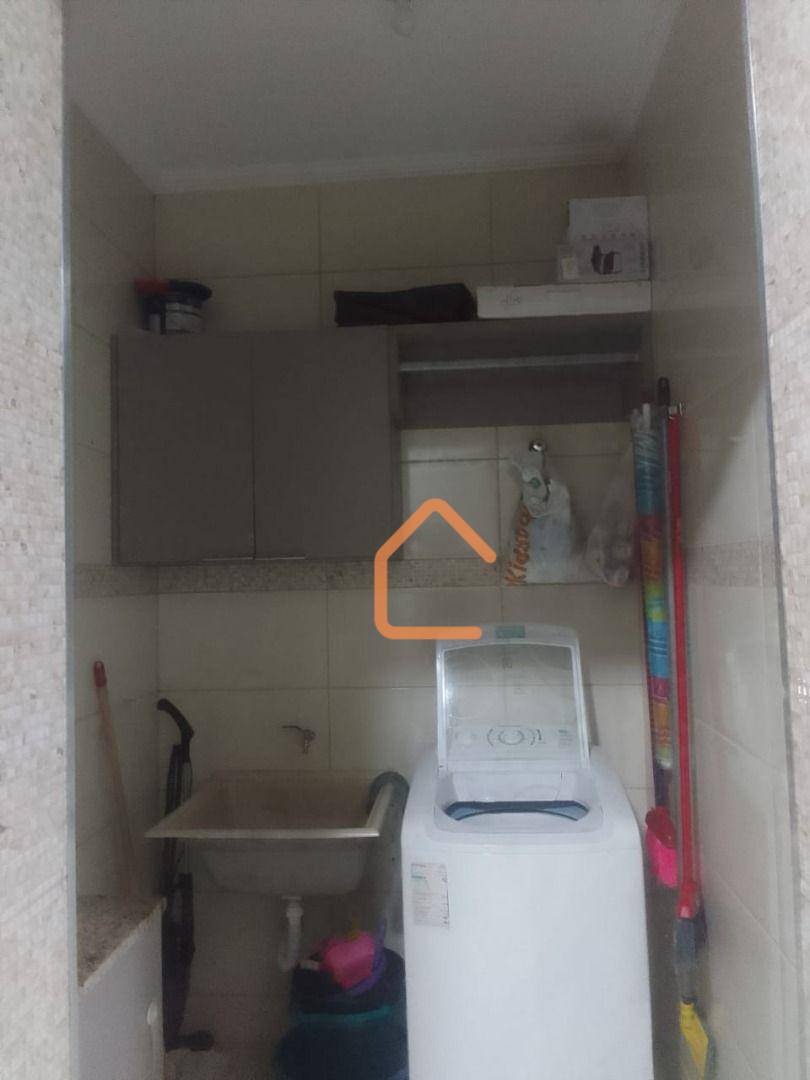 Apartamento à venda com 2 quartos, 72m² - Foto 7