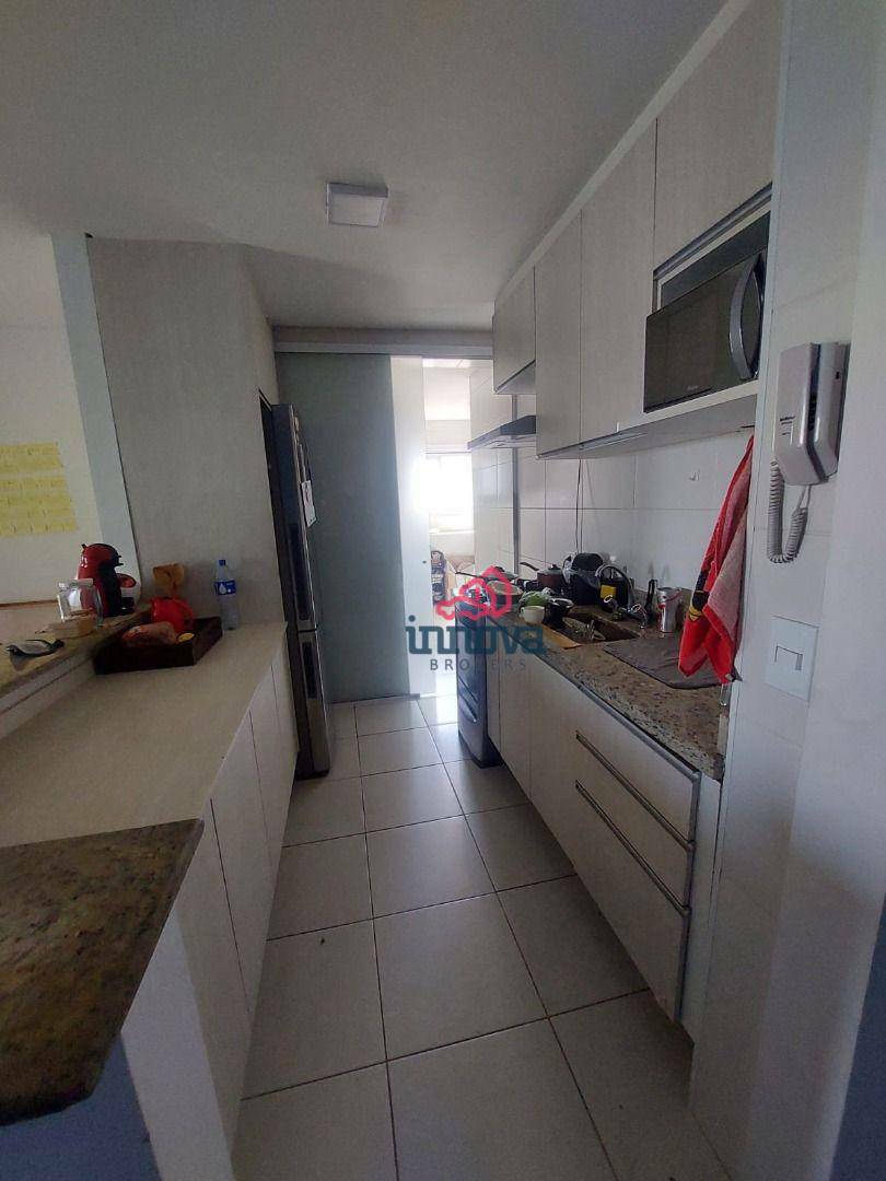 Apartamento à venda com 2 quartos, 65m² - Foto 9