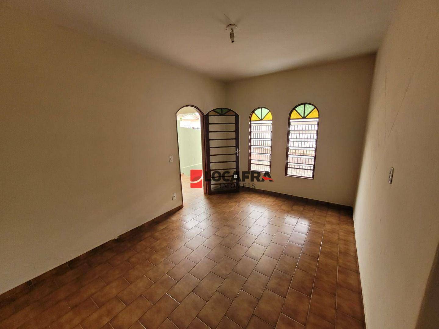 Casa à venda com 5 quartos, 110m² - Foto 5