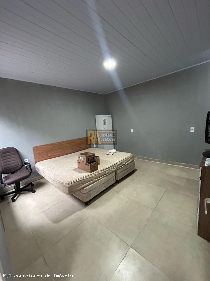 Casa à venda com 3 quartos, 121m² - Foto 14