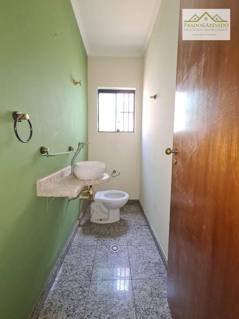 Casa à venda com 4 quartos, 176m² - Foto 29