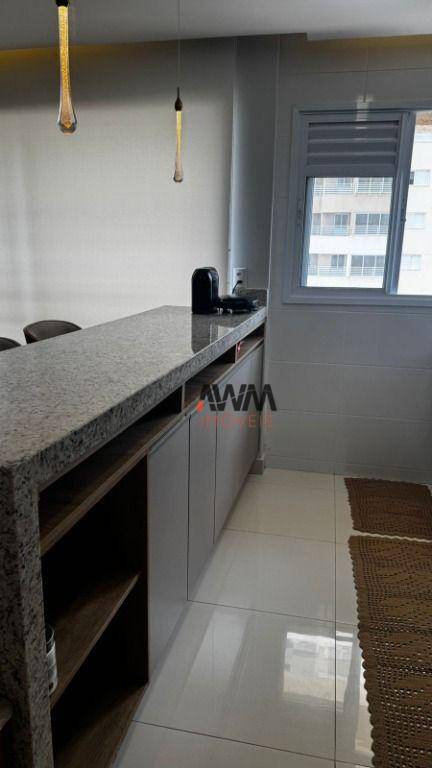 Apartamento à venda com 3 quartos, 97m² - Foto 6