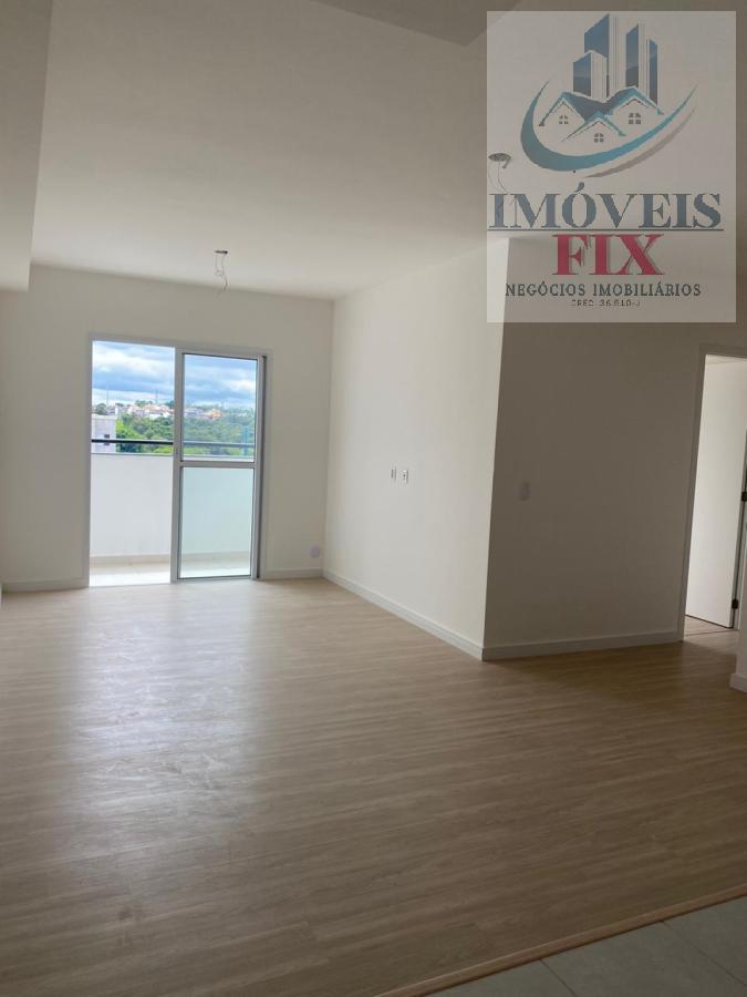 Apartamento à venda com 3 quartos, 78m² - Foto 2