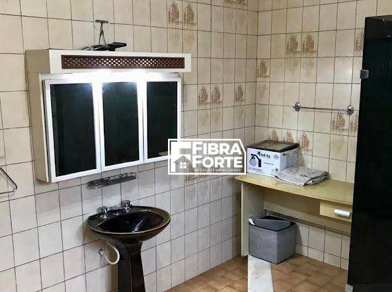 Casa para alugar com 9 quartos, 1100m² - Foto 60
