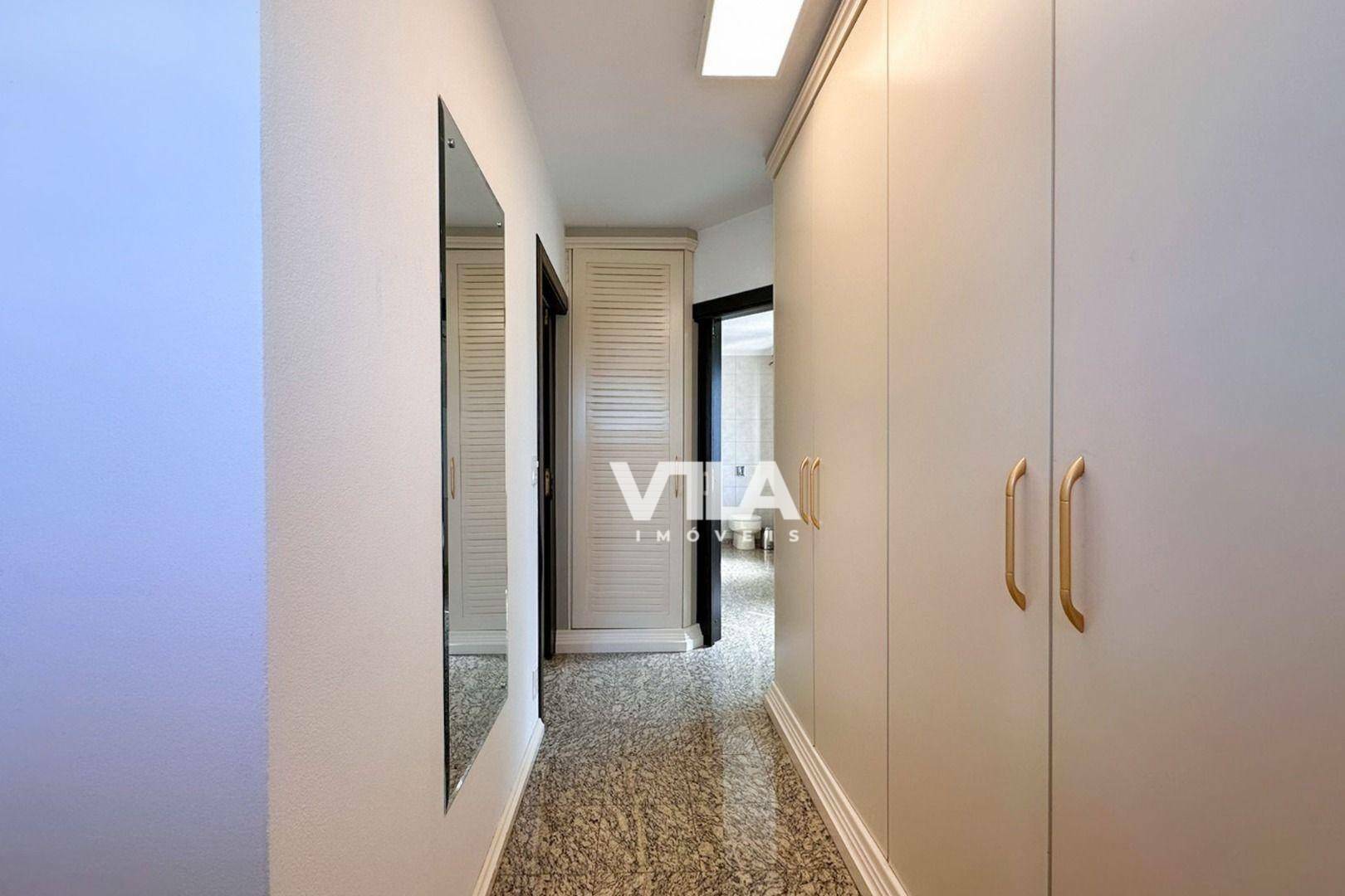 Casa à venda com 4 quartos, 313m² - Foto 34