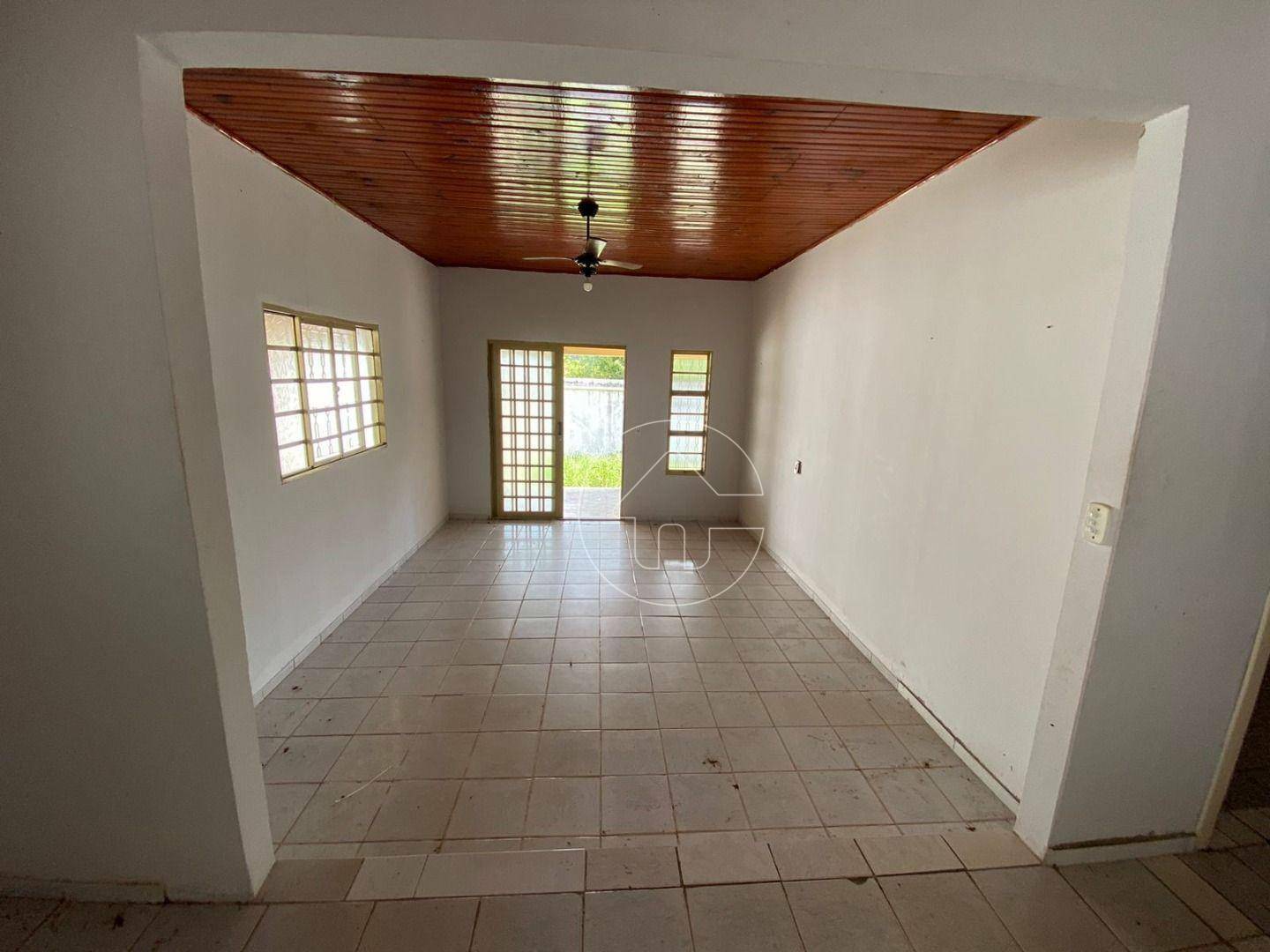 Casa à venda e aluguel com 3 quartos, 120m² - Foto 9