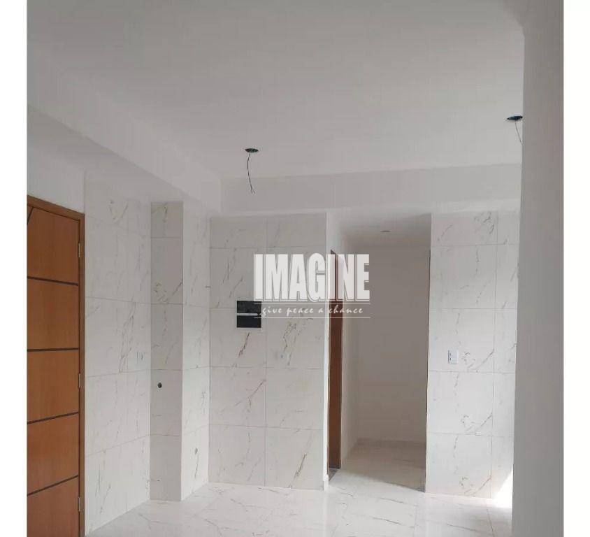 Apartamento à venda com 2 quartos, 41m² - Foto 2