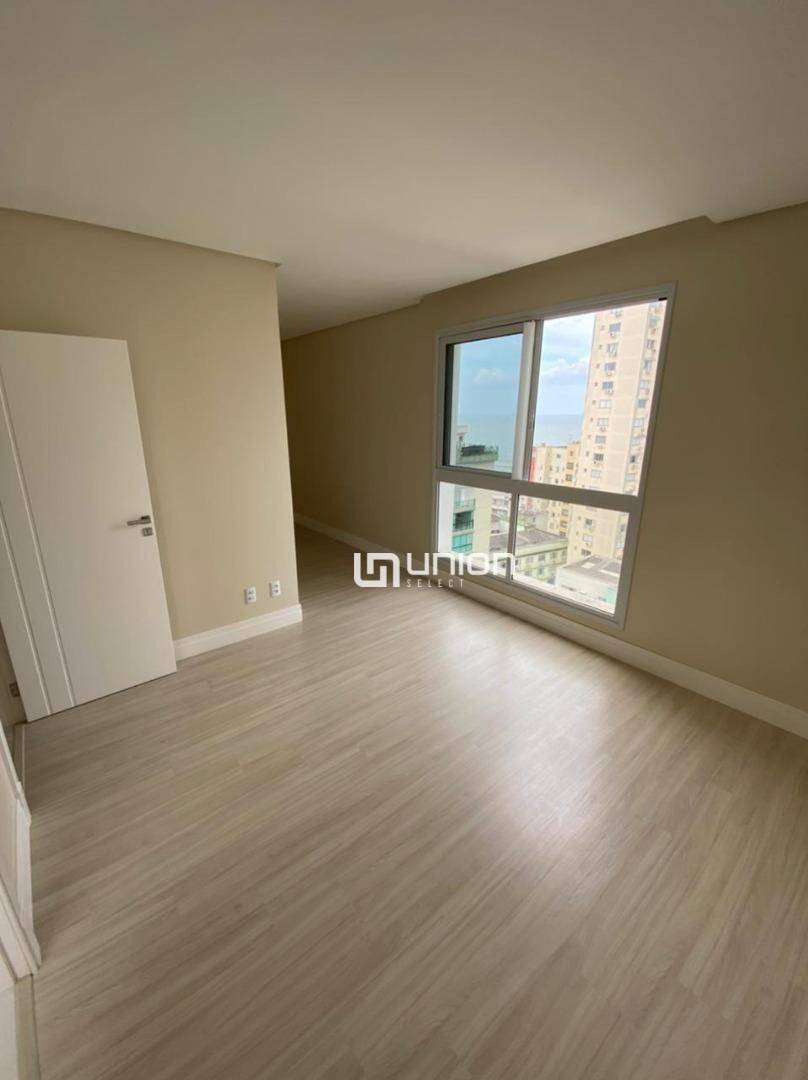 Apartamento à venda com 4 quartos, 143m² - Foto 11