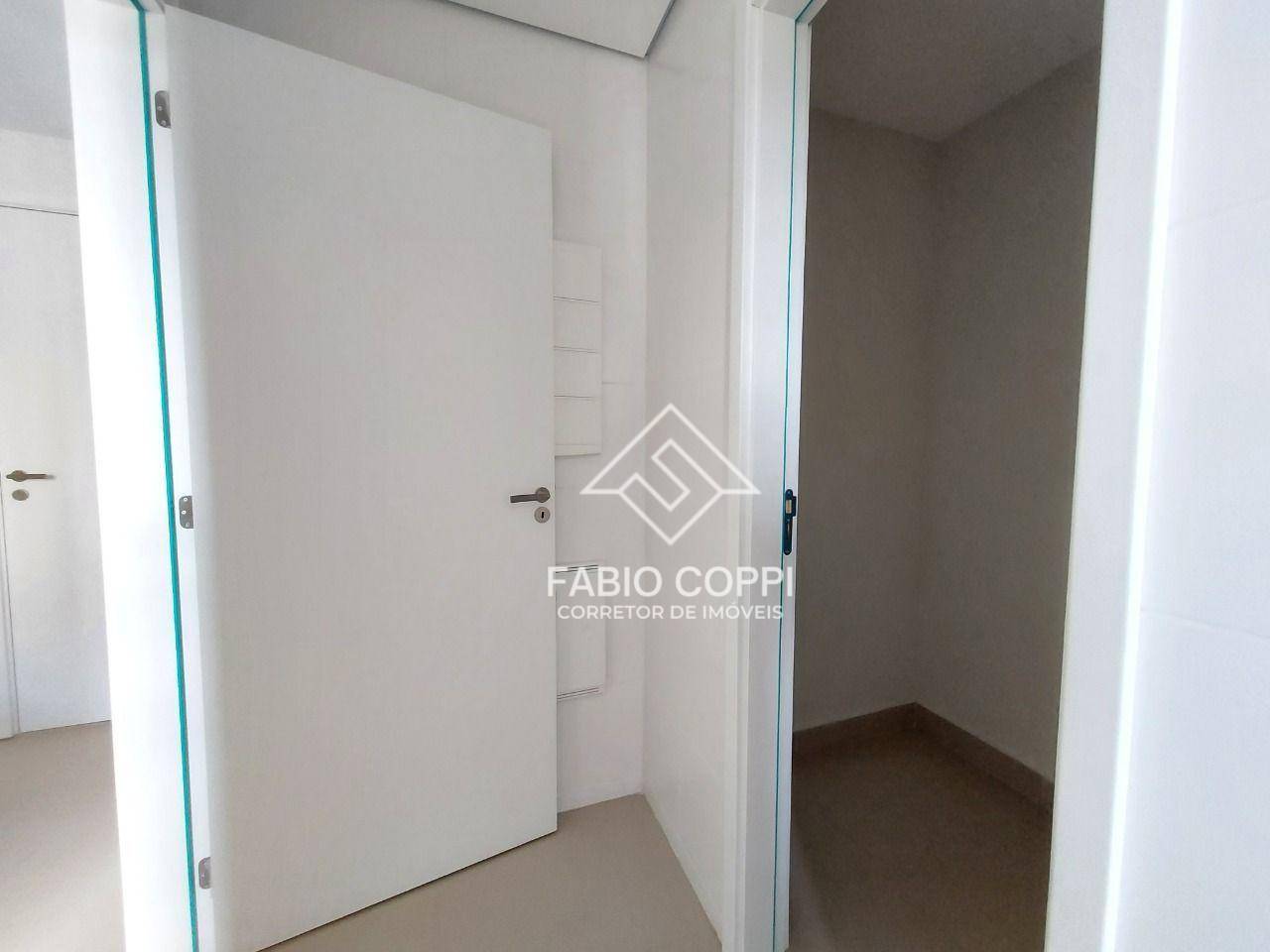 Apartamento à venda com 3 quartos, 159m² - Foto 25