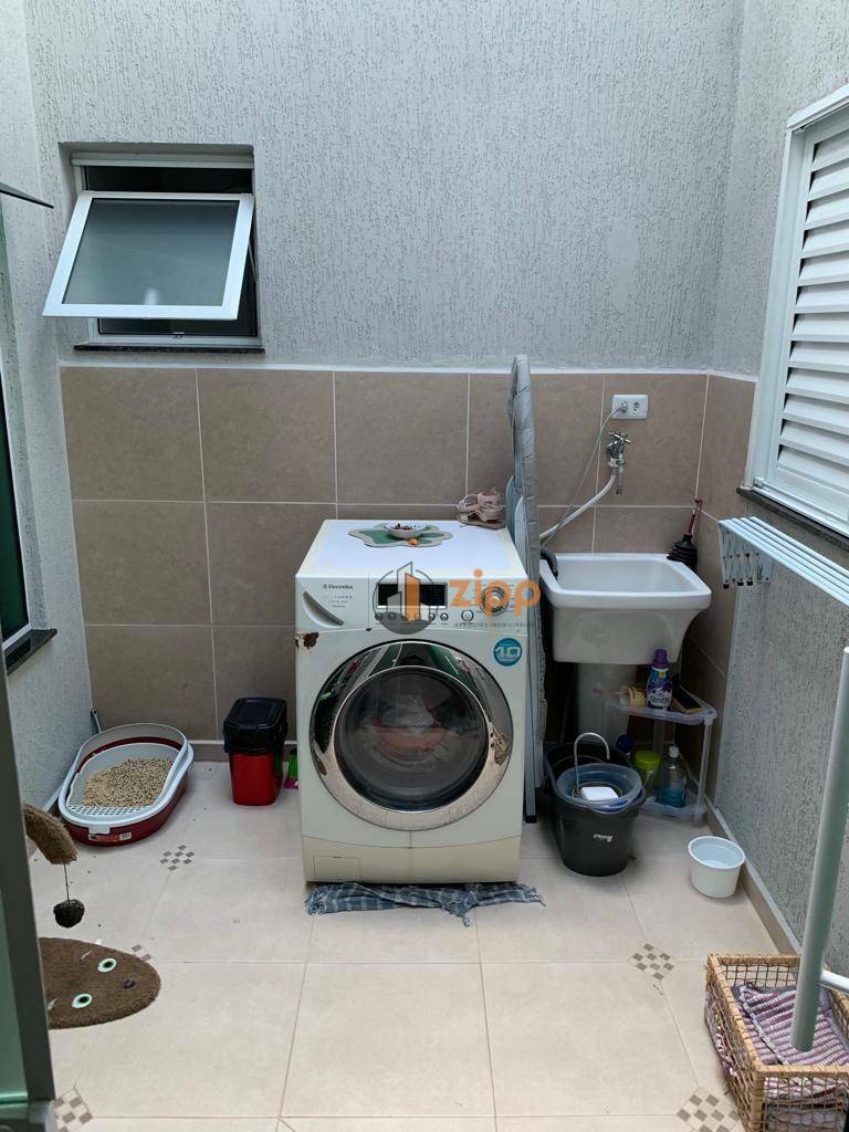 Sobrado à venda com 3 quartos, 180m² - Foto 24