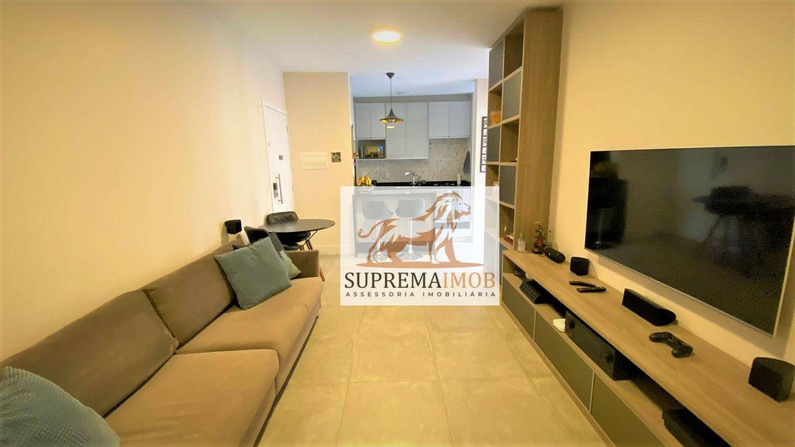 Apartamento à venda com 3 quartos, 72m² - Foto 1