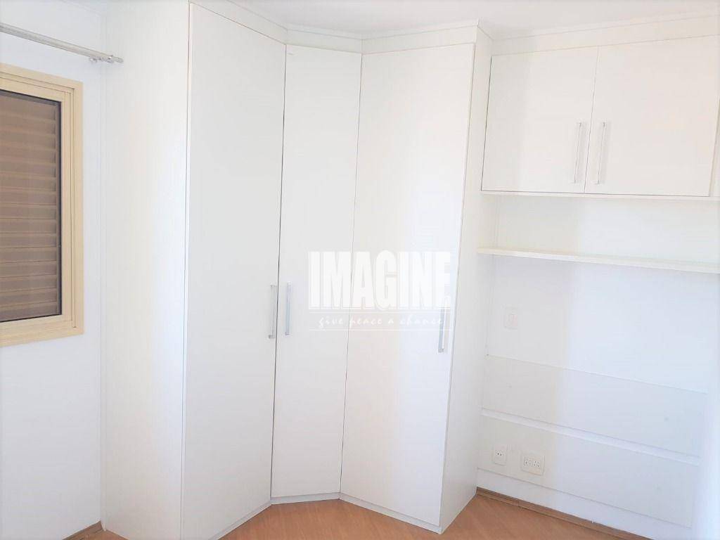 Apartamento à venda com 3 quartos, 92m² - Foto 20