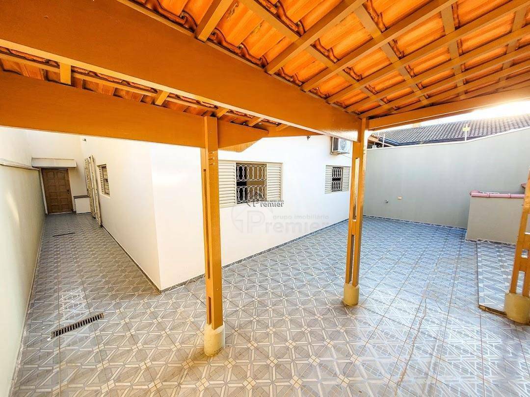 Casa para alugar com 3 quartos, 250m² - Foto 19