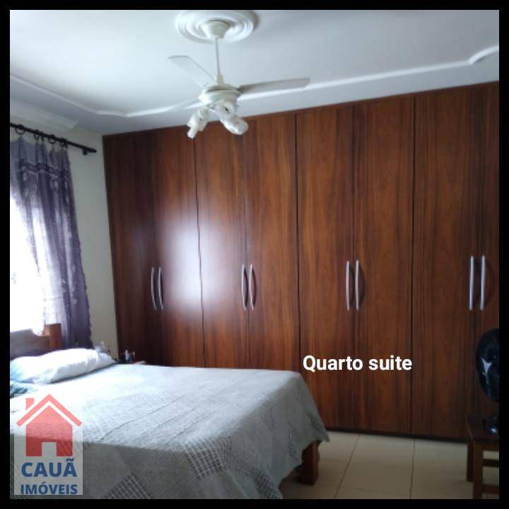 Casa à venda com 3 quartos, 237m² - Foto 10