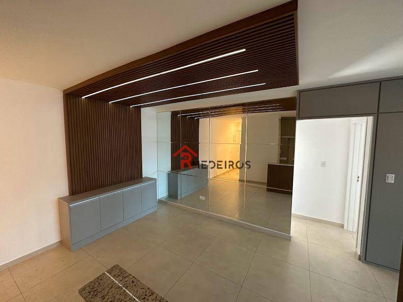 Apartamento à venda com 2 quartos, 82m² - Foto 9