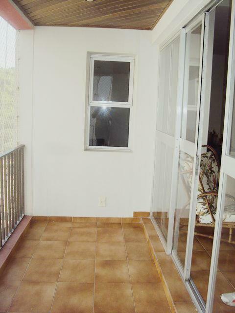 Apartamento à venda com 3 quartos, 140m² - Foto 3