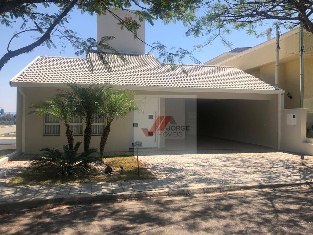 Casa à venda com 3 quartos, 279m² - Foto 1