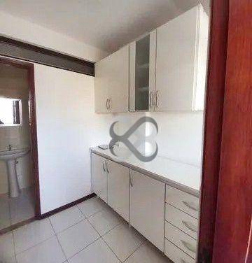 Apartamento à venda com 3 quartos, 93m² - Foto 7