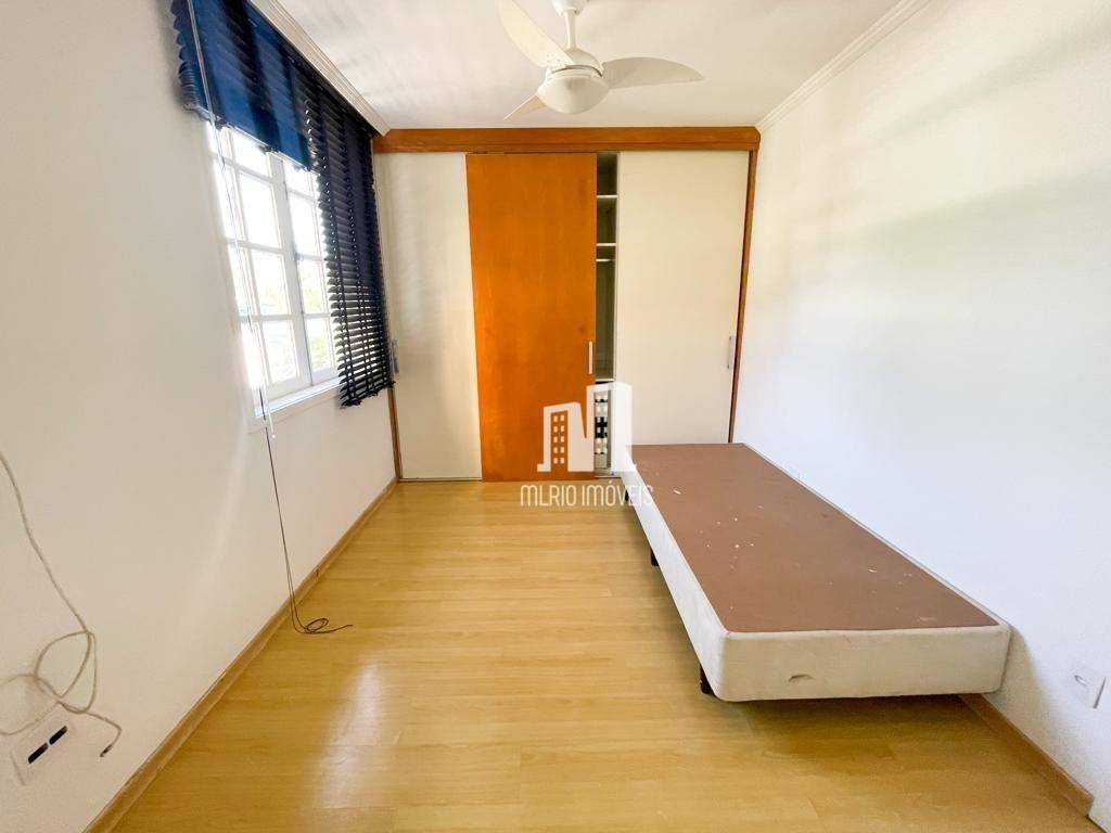 Casa de Condomínio à venda com 3 quartos, 200m² - Foto 12