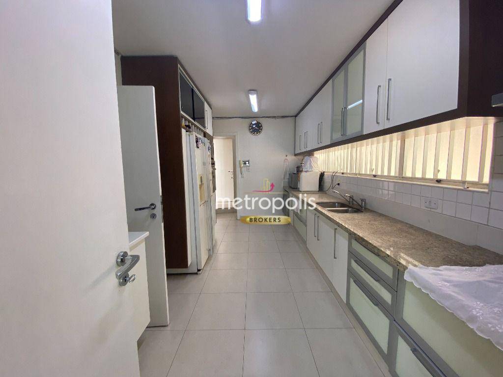 Sobrado à venda com 5 quartos, 350m² - Foto 38