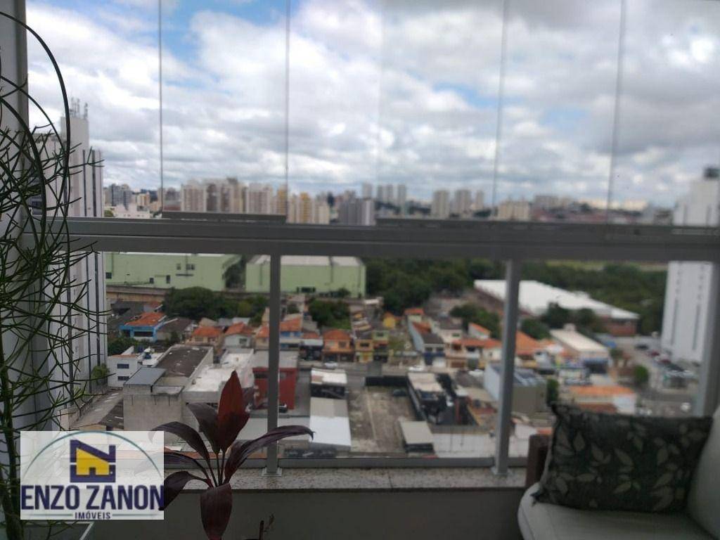 Apartamento à venda com 2 quartos, 70m² - Foto 3