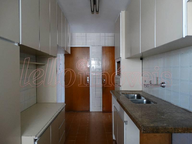 Apartamento para alugar com 3 quartos, 90m² - Foto 16