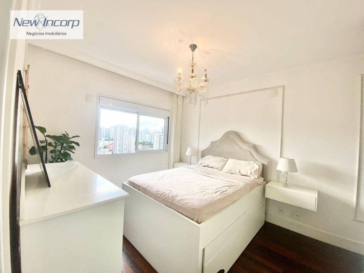 Apartamento à venda com 4 quartos, 214m² - Foto 7