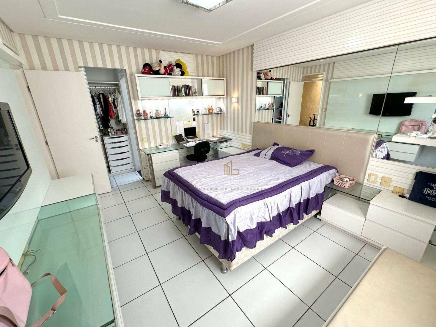 Casa à venda com 4 quartos, 240m² - Foto 23