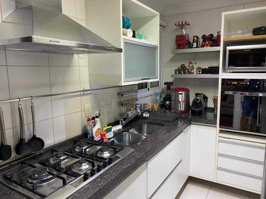 Apartamento para alugar com 2 quartos, 92m² - Foto 21