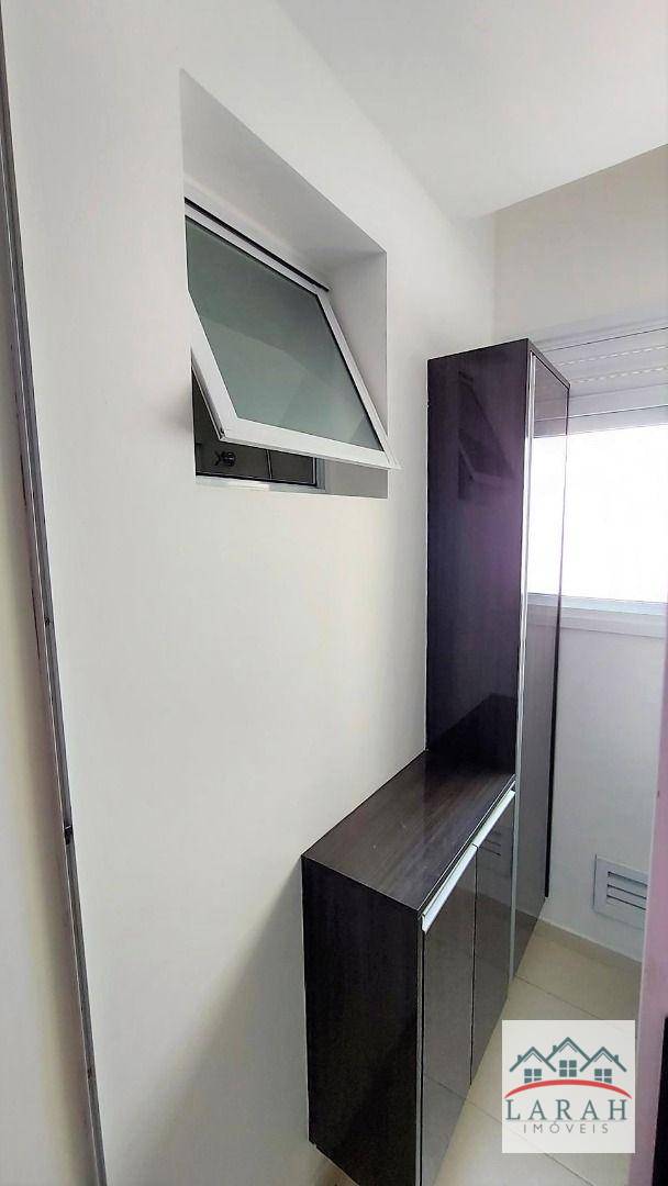 Apartamento para alugar com 2 quartos, 70m² - Foto 3