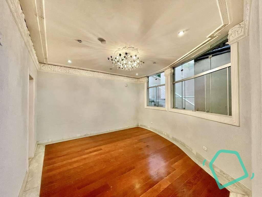 Casa de Condomínio à venda com 4 quartos, 1634m² - Foto 13