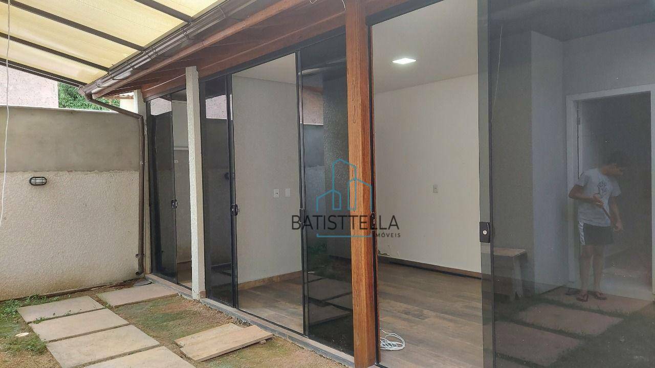 Casa à venda com 2 quartos, 74m² - Foto 16