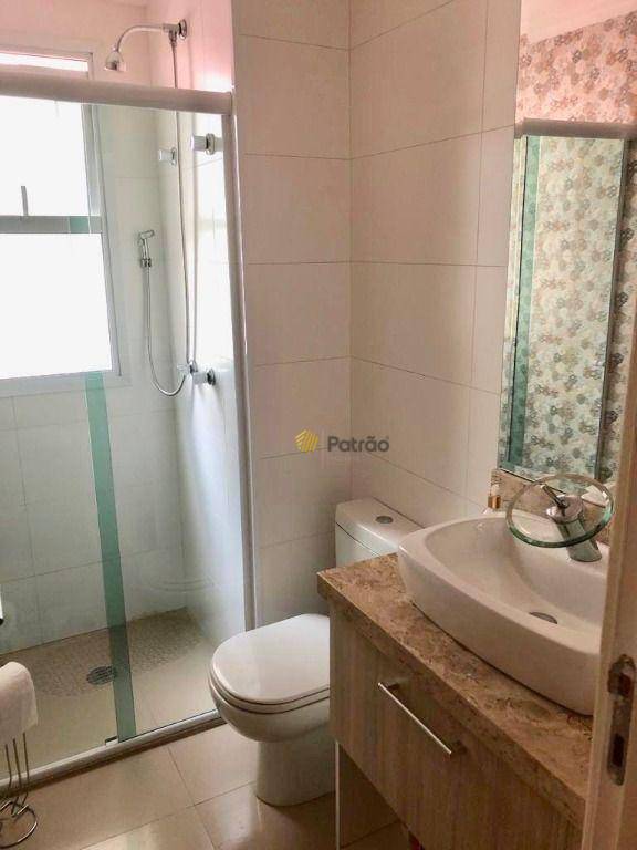 Apartamento à venda com 4 quartos, 155m² - Foto 24