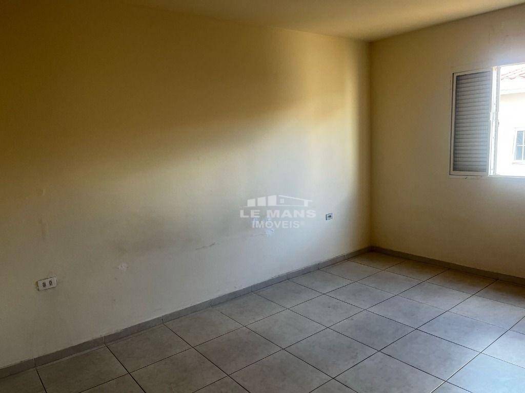 Casa à venda com 3 quartos, 180m² - Foto 8