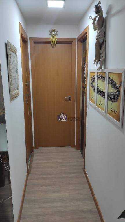 Apartamento à venda com 2 quartos, 61m² - Foto 14