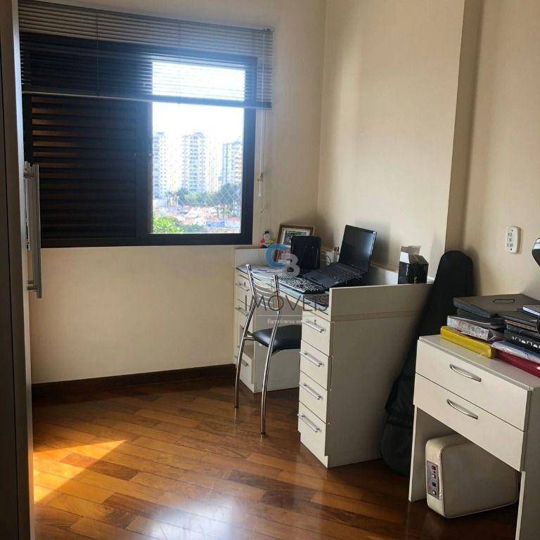 Apartamento à venda com 3 quartos, 125m² - Foto 18